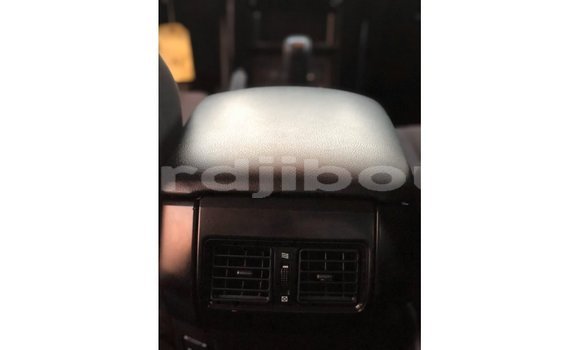 Buy Import Toyota Prado White Car in Import - Dubai in Ali Sabieh Region Buy Import Toyota Prado White Car in Import - Dubai in Ali Sabieh Region