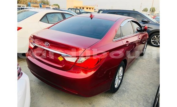 Buy Import Hyundai Sonata Red Car in Import - Dubai in Ali Sabieh Region Buy Import Hyundai Sonata Red Car in Import - Dubai in Ali Sabieh Region