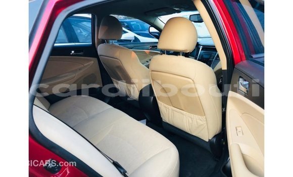 Buy Import Hyundai Sonata Red Car in Import - Dubai in Ali Sabieh Region Buy Import Hyundai Sonata Red Car in Import - Dubai in Ali Sabieh Region