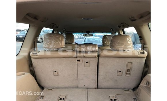 Buy Import Toyota Prado White Car in Import - Dubai in Ali Sabieh Region Buy Import Toyota Prado White Car in Import - Dubai in Ali Sabieh Region