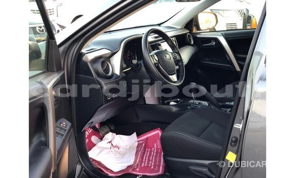 Buy Import Toyota 4Runner Black Car in Import - Dubai in Ali Sabieh Region Buy Import Toyota 4Runner Black Car in Import - Dubai in Ali Sabieh Region