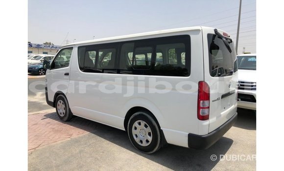 Buy Import Toyota Hiace White Car in Import - Dubai in Ali Sabieh Region Buy Import Toyota Hiace White Car in Import - Dubai in Ali Sabieh Region