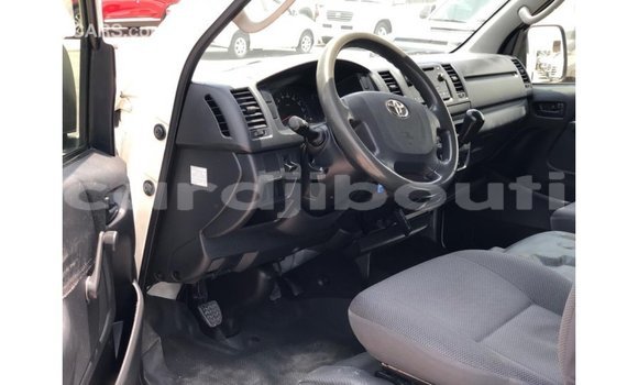 Buy Import Toyota Hiace White Car in Import - Dubai in Ali Sabieh Region Buy Import Toyota Hiace White Car in Import - Dubai in Ali Sabieh Region