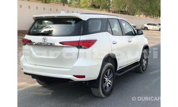 Buy Import Toyota Fortuner White Car in Import - Dubai in Ali Sabieh Region Buy Import Toyota Fortuner White Car in Import - Dubai in Ali Sabieh Region