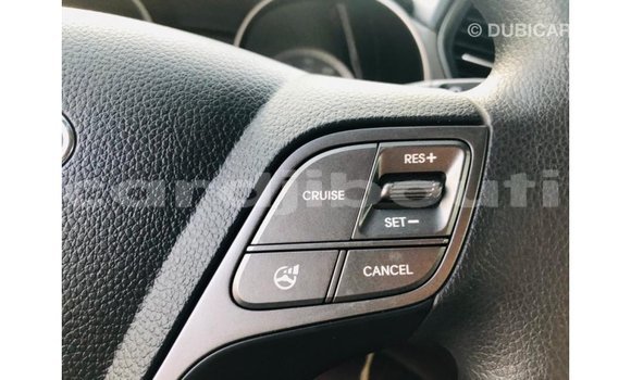 Buy Import Hyundai Santa Fe Black Car in Import - Dubai in Ali Sabieh Region Buy Import Hyundai Santa Fe Black Car in Import - Dubai in Ali Sabieh Region