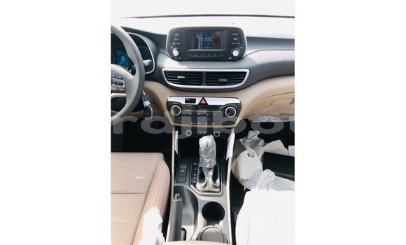 Buy Import Hyundai Tucson Other Car in Import - Dubai in Ali Sabieh Region Buy Import Hyundai Tucson Other Car in Import - Dubai in Ali Sabieh Region