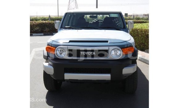 Buy Import Toyota FJ Cruiser Blue Car in Import - Dubai in Ali Sabieh Region Buy Import Toyota FJ Cruiser Blue Car in Import - Dubai in Ali Sabieh Region