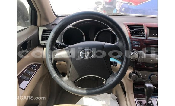 Buy Import Toyota Highlander Other Car in Import - Dubai in Ali Sabieh Region Buy Import Toyota Highlander Other Car in Import - Dubai in Ali Sabieh Region