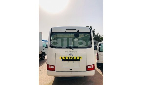 Buy Import Toyota Coaster White Car in Import - Dubai in Ali Sabieh Region Buy Import Toyota Coaster White Car in Import - Dubai in Ali Sabieh Region