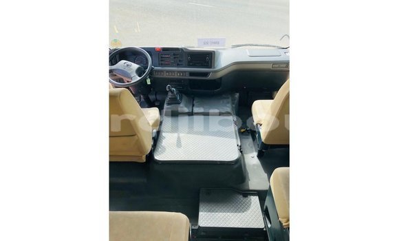 Buy Import Toyota Coaster White Car in Import - Dubai in Ali Sabieh Region Buy Import Toyota Coaster White Car in Import - Dubai in Ali Sabieh Region