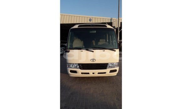 Acheter Import Voiture Toyota Coaster Blanc à Import - Dubai, Ali Sabieh Region