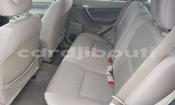 Acheter Import Voiture Toyota RAV4 Autre à Djibouti, Djibouti Region Acheter Import Voiture Toyota RAV4 Autre à Djibouti, Djibouti Region