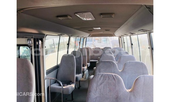 Buy Import Toyota Coaster White Car in Import - Dubai in Ali Sabieh Region Buy Import Toyota Coaster White Car in Import - Dubai in Ali Sabieh Region