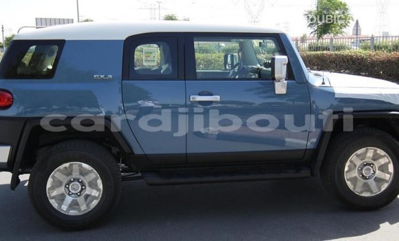 Buy Import Toyota FJ Cruiser Blue Car in Import - Dubai in Ali Sabieh Region Buy Import Toyota FJ Cruiser Blue Car in Import - Dubai in Ali Sabieh Region