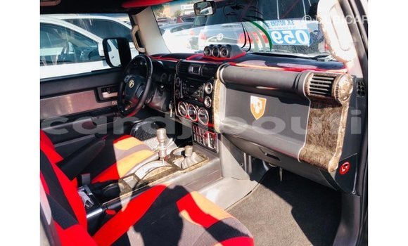 Buy Import Toyota FJ Cruiser Black Car in Import - Dubai in Ali Sabieh Region Buy Import Toyota FJ Cruiser Black Car in Import - Dubai in Ali Sabieh Region