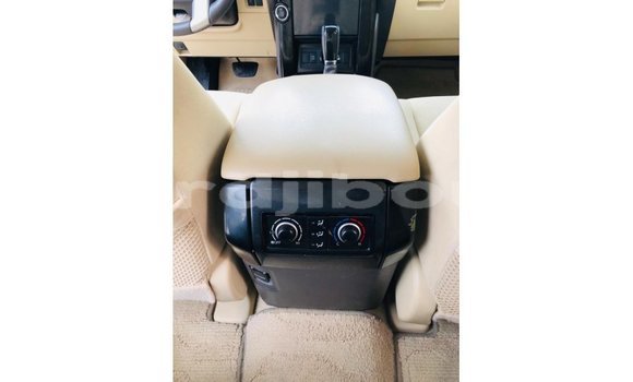 Buy Import Toyota Prado White Car in Import - Dubai in Ali Sabieh Region Buy Import Toyota Prado White Car in Import - Dubai in Ali Sabieh Region