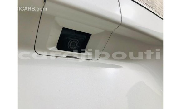 Buy Import Toyota Prado White Car in Import - Dubai in Ali Sabieh Region Buy Import Toyota Prado White Car in Import - Dubai in Ali Sabieh Region