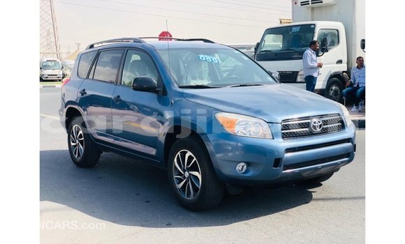Buy Import Toyota 4Runner Blue Car in Import - Dubai in Ali Sabieh Region Buy Import Toyota 4Runner Blue Car in Import - Dubai in Ali Sabieh Region