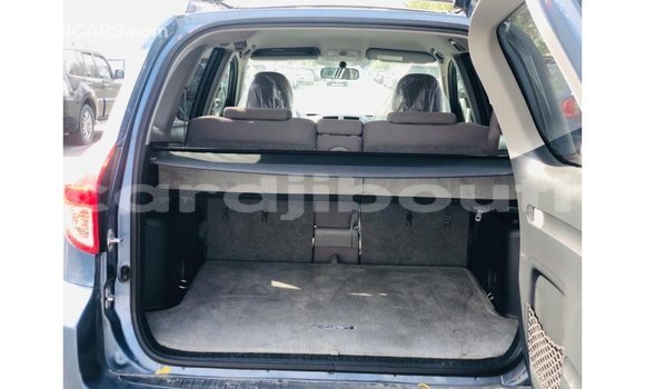 Buy Import Toyota 4Runner Blue Car in Import - Dubai in Ali Sabieh Region Buy Import Toyota 4Runner Blue Car in Import - Dubai in Ali Sabieh Region
