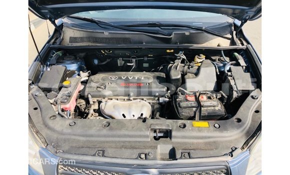 Buy Import Toyota 4Runner Blue Car in Import - Dubai in Ali Sabieh Region Buy Import Toyota 4Runner Blue Car in Import - Dubai in Ali Sabieh Region