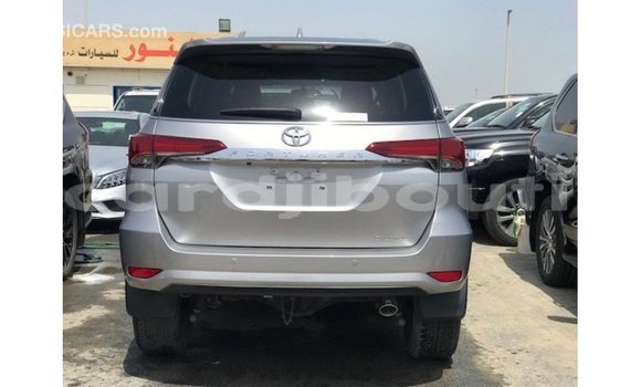 Acheter Import Voiture Toyota Fortuner Autre à Import - Dubai, Ali Sabieh Region Acheter Import Voiture Toyota Fortuner Autre à Import - Dubai, Ali Sabieh Region
