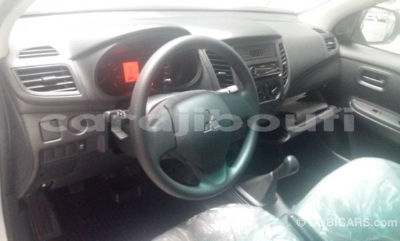 Buy Import Mitsubishi L200 White Car in Import - Dubai in Ali Sabieh Region Buy Import Mitsubishi L200 White Car in Import - Dubai in Ali Sabieh Region
