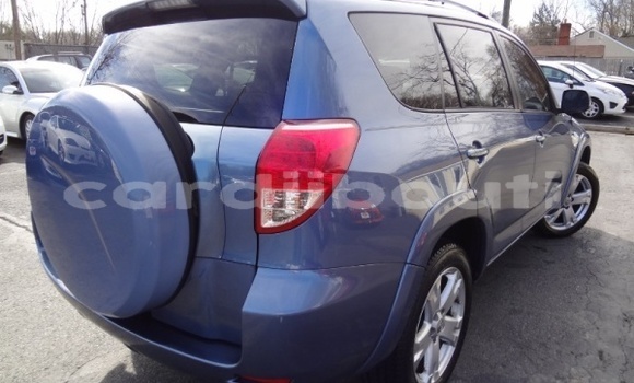 Acheter Import Voiture Toyota RAV4 Bleu à Arta, Ali Sabieh Region Acheter Import Voiture Toyota RAV4 Bleu à Arta, Ali Sabieh Region