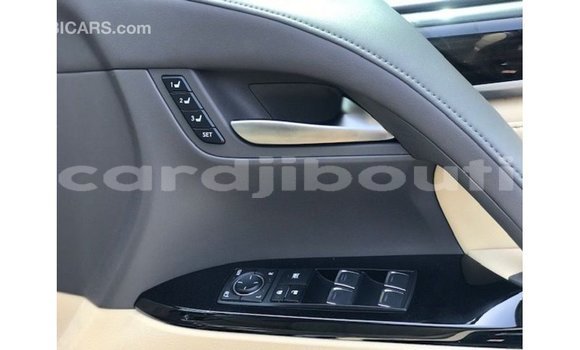 Acheter Import Voiture Lexus LX Noir à Import - Dubai, Ali Sabieh Region Acheter Import Voiture Lexus LX Noir à Import - Dubai, Ali Sabieh Region