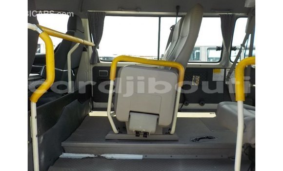 Buy Import Toyota Hiace White Car in Import - Dubai in Ali Sabieh Region Buy Import Toyota Hiace White Car in Import - Dubai in Ali Sabieh Region