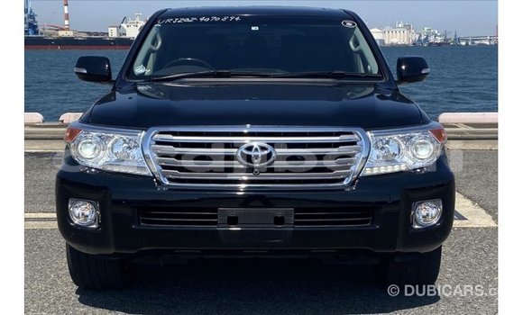 Acheter Import Voiture Toyota Land Cruiser Noir à Import - Dubai, Ali Sabieh Region Acheter Import Voiture Toyota Land Cruiser Noir à Import - Dubai, Ali Sabieh Region