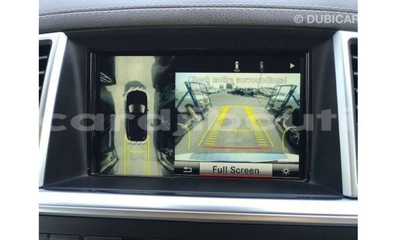 Acheter Import Voiture Mercedes-Benz 190 Blanc à Import - Dubai, Ali Sabieh Region Acheter Import Voiture Mercedes-Benz 190 Blanc à Import - Dubai, Ali Sabieh Region