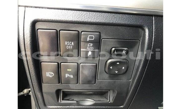 Acheter Import Voiture Toyota Land Cruiser Noir à Import - Dubai, Ali Sabieh Region Acheter Import Voiture Toyota Land Cruiser Noir à Import - Dubai, Ali Sabieh Region