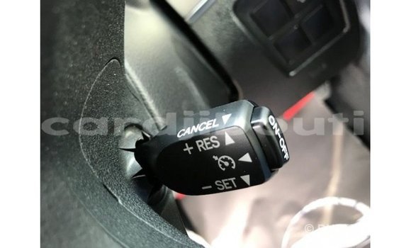 Acheter Import Voiture Toyota Land Cruiser Noir à Import - Dubai, Ali Sabieh Region Acheter Import Voiture Toyota Land Cruiser Noir à Import - Dubai, Ali Sabieh Region