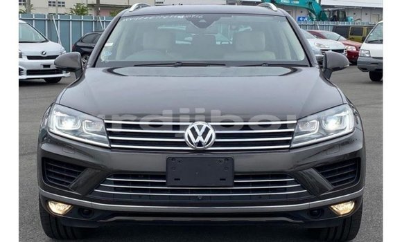 Acheter Import Voiture Volkswagen Touareg Autre à Import - Dubai, Ali Sabieh Region
