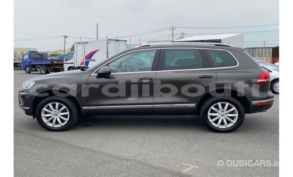 Acheter Import Voiture Volkswagen Touareg Autre à Import - Dubai, Ali Sabieh Region Acheter Import Voiture Volkswagen Touareg Autre à Import - Dubai, Ali Sabieh Region