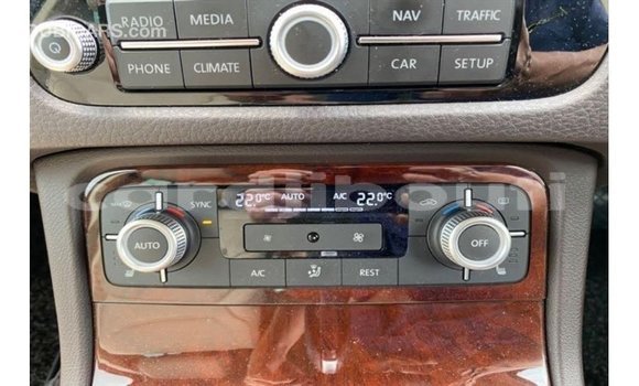 Acheter Import Voiture Volkswagen Touareg Autre à Import - Dubai, Ali Sabieh Region Acheter Import Voiture Volkswagen Touareg Autre à Import - Dubai, Ali Sabieh Region