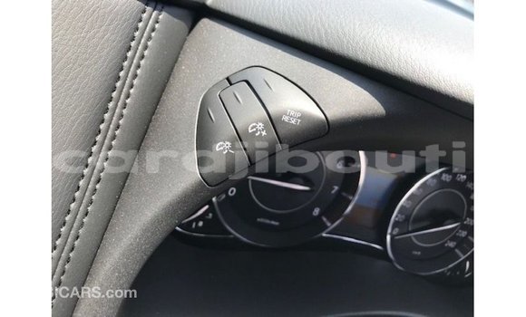 Acheter Import Voiture Nissan Patrol Bleu à Import - Dubai, Ali Sabieh Region Acheter Import Voiture Nissan Patrol Bleu à Import - Dubai, Ali Sabieh Region