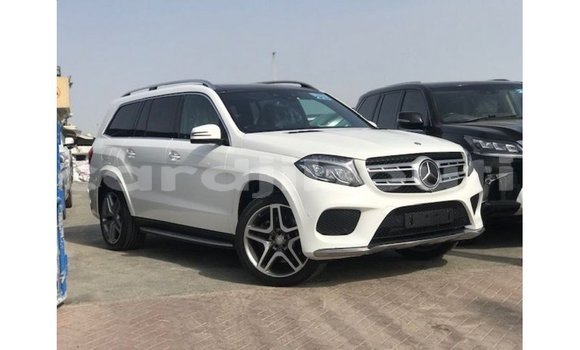 Buy Import Mercedes-Benz 190 White Car in Import - Dubai in Ali Sabieh Region