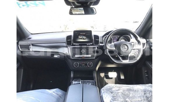 Acheter Import Voiture Mercedes-Benz 190 Blanc à Import - Dubai, Ali Sabieh Region Acheter Import Voiture Mercedes-Benz 190 Blanc à Import - Dubai, Ali Sabieh Region