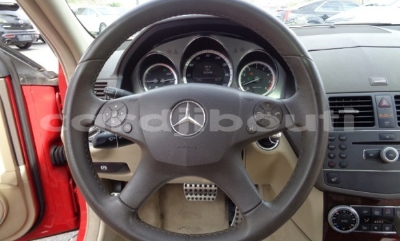 Acheter Import Voiture Mercedes-Benz C–Class Rouge à Djibouti, Djibouti Region Acheter Import Voiture Mercedes-Benz C–Class Rouge à Djibouti, Djibouti Region