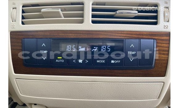 Acheter Import Voiture Toyota Land Cruiser Autre à Import - Dubai, Ali Sabieh Region Acheter Import Voiture Toyota Land Cruiser Autre à Import - Dubai, Ali Sabieh Region