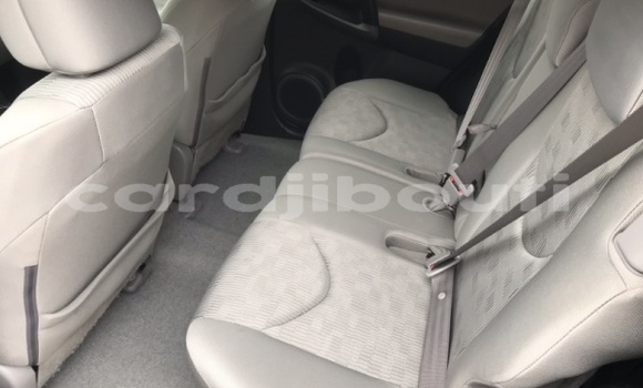 Acheter Import Voiture Toyota RAV4 Autre à Alaili Dadda, Obock Acheter Import Voiture Toyota RAV4 Autre à Alaili Dadda, Obock