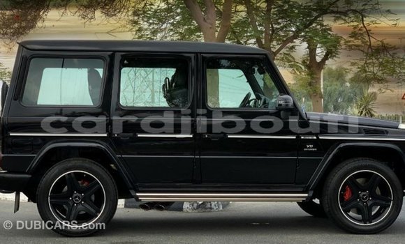 Acheter Import Voiture Mercedes-Benz 190 Noir à Import - Dubai, Ali Sabieh Region Acheter Import Voiture Mercedes-Benz 190 Noir à Import - Dubai, Ali Sabieh Region