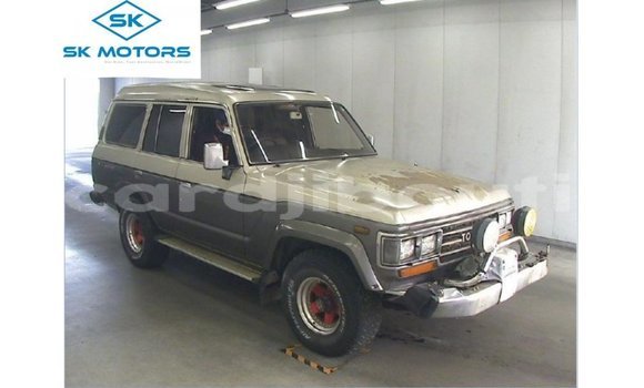 Buy Import Toyota Land Cruiser Other Car in Import - Dubai in Ali Sabieh Region Buy Import Toyota Land Cruiser Other Car in Import - Dubai in Ali Sabieh Region