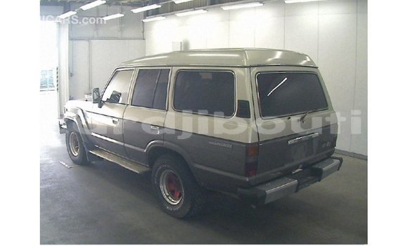 Buy Import Toyota Land Cruiser Other Car in Import - Dubai in Ali Sabieh Region Buy Import Toyota Land Cruiser Other Car in Import - Dubai in Ali Sabieh Region