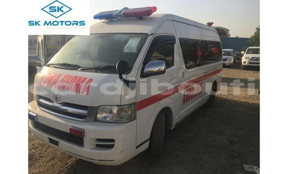 Acheter Import Voiture Toyota Hiace Blanc à Import - Dubai, Ali Sabieh Region Acheter Import Voiture Toyota Hiace Blanc à Import - Dubai, Ali Sabieh Region