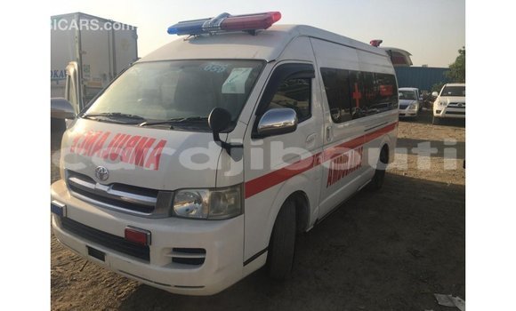 Buy Import Toyota Hiace White Car in Import - Dubai in Ali Sabieh Region Buy Import Toyota Hiace White Car in Import - Dubai in Ali Sabieh Region