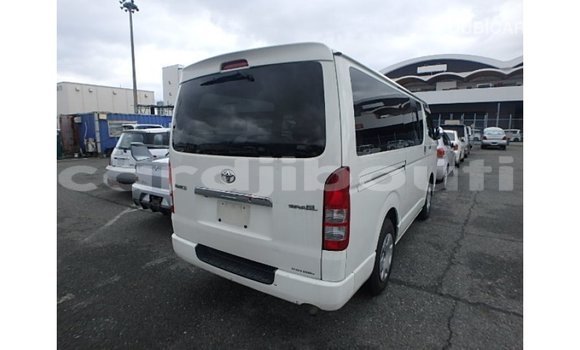 Buy Import Toyota Hiace White Car in Import - Dubai in Ali Sabieh Region Buy Import Toyota Hiace White Car in Import - Dubai in Ali Sabieh Region