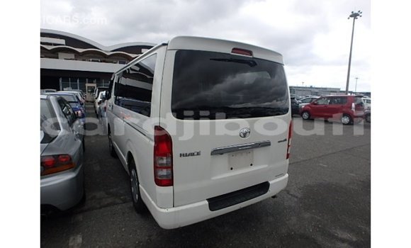 Buy Import Toyota Hiace White Car in Import - Dubai in Ali Sabieh Region Buy Import Toyota Hiace White Car in Import - Dubai in Ali Sabieh Region
