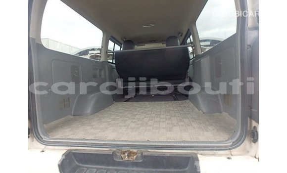 Buy Import Toyota Hiace White Car in Import - Dubai in Ali Sabieh Region Buy Import Toyota Hiace White Car in Import - Dubai in Ali Sabieh Region